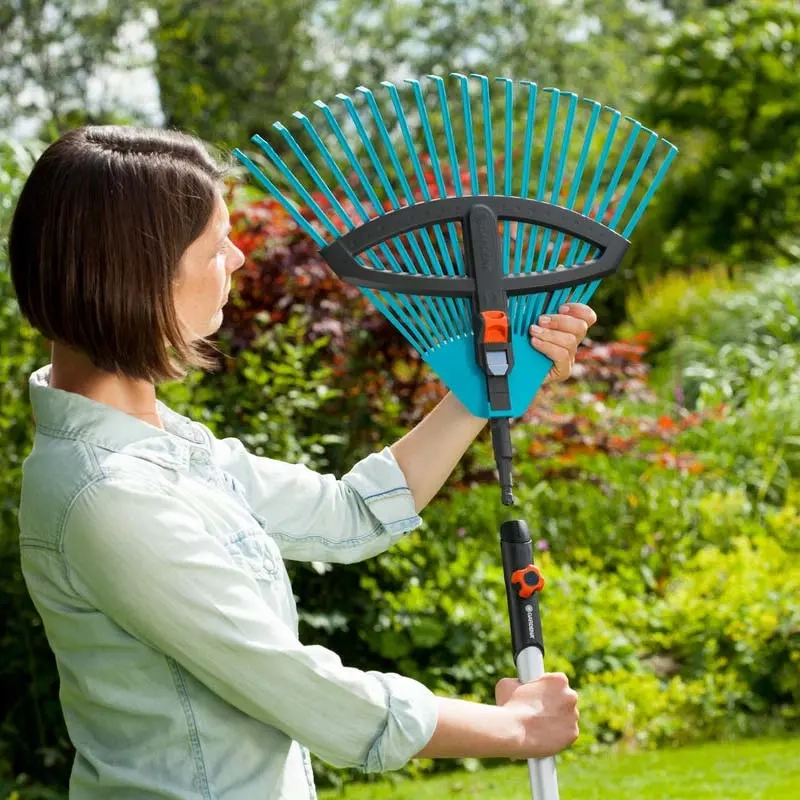 Laubharke Gardena Combisystem - Rechen, Hacken und Unkrautentfernung - 4078500017343 - 3