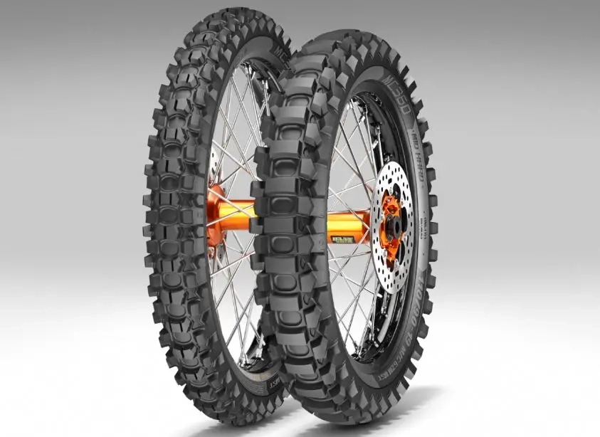 Metzeler MC360 Hinterreifen 120/100-18 - 18-Zoll-Hinterreifen für Motocross und Enduro - 8019227276275 - 0