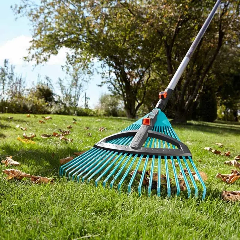 Laubharke Gardena Combisystem - Rechen, Hacken und Unkrautentfernung - 4078500017343 - 1