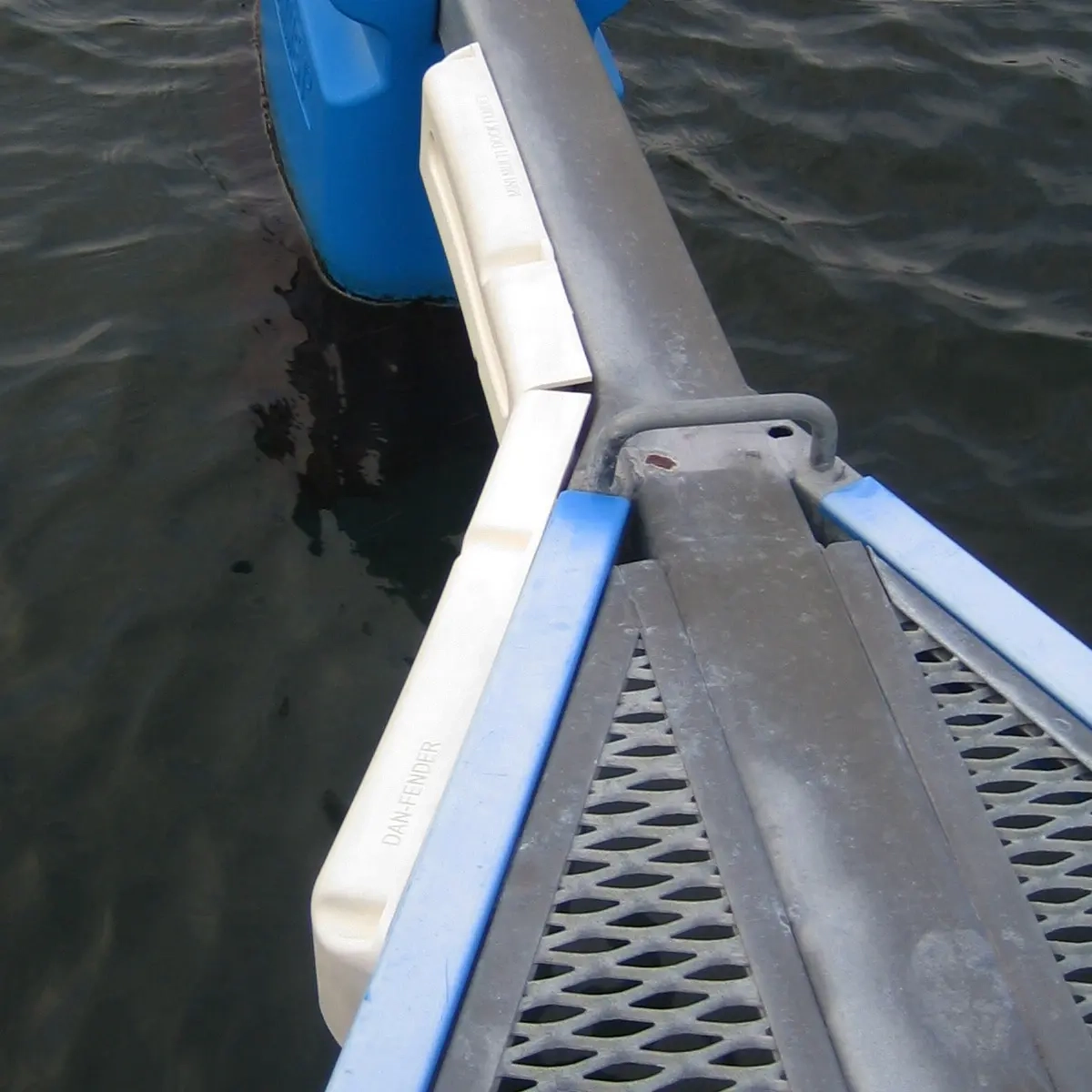 Stegschutz 95x12cm Arctic Marine - Fender und Bojen - 5705563511806 - 3