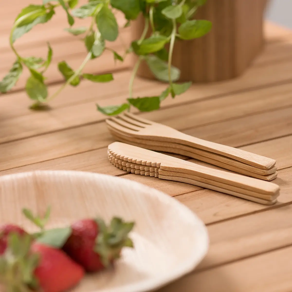 Gaffel 16cm 10st bambu - Engångsbestick och servetter - 6410413174436 - 2